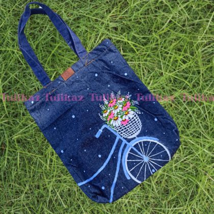 Tote bag